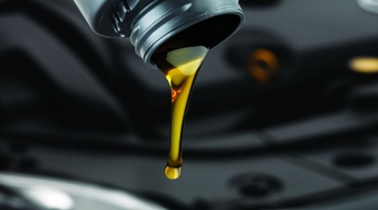 Моторное масло: преимущество синтетического вещества