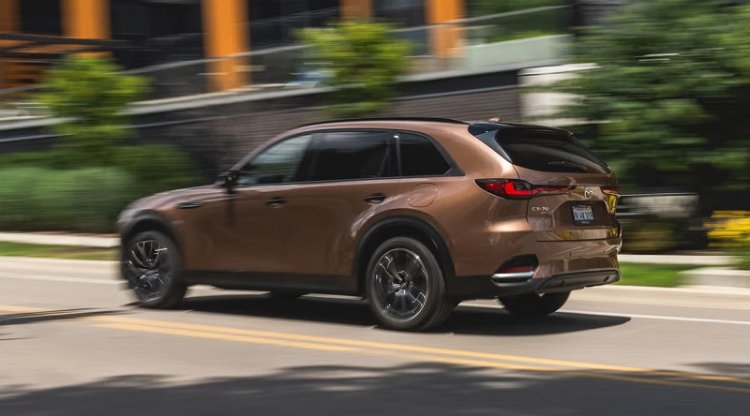      Mazda CX-70