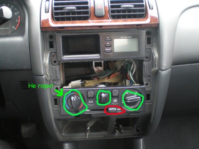 Mazda podsv 1.jpg
