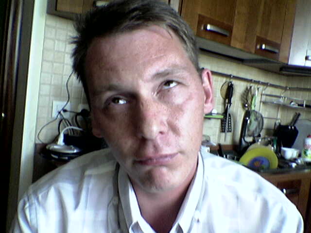 010.jpg