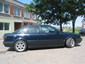 Audi B4.JPG